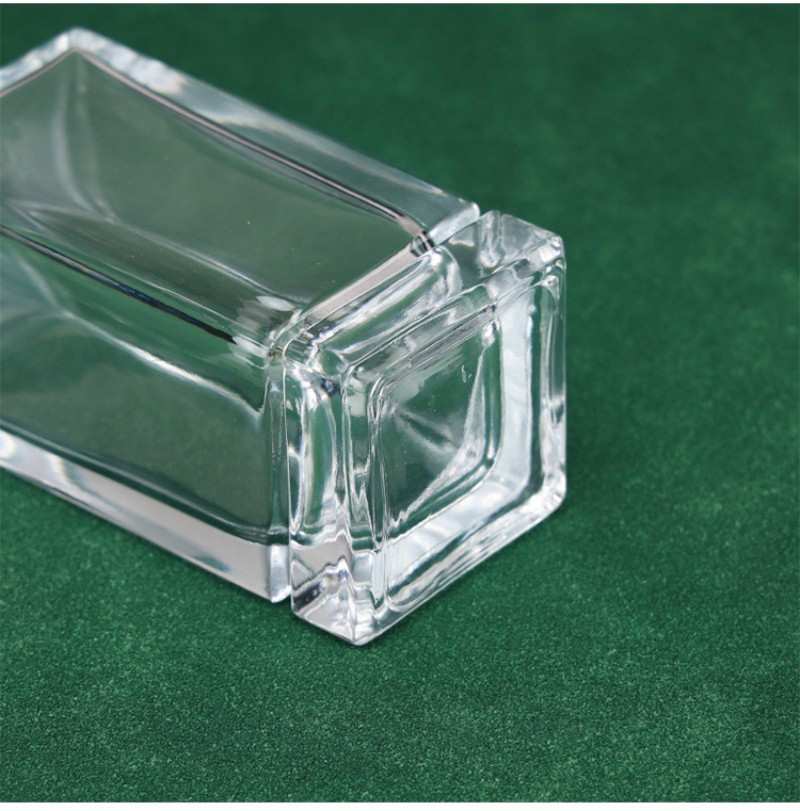 Wholesale 30ml Heavy-Base Rectangular Glass Perfume Bottle