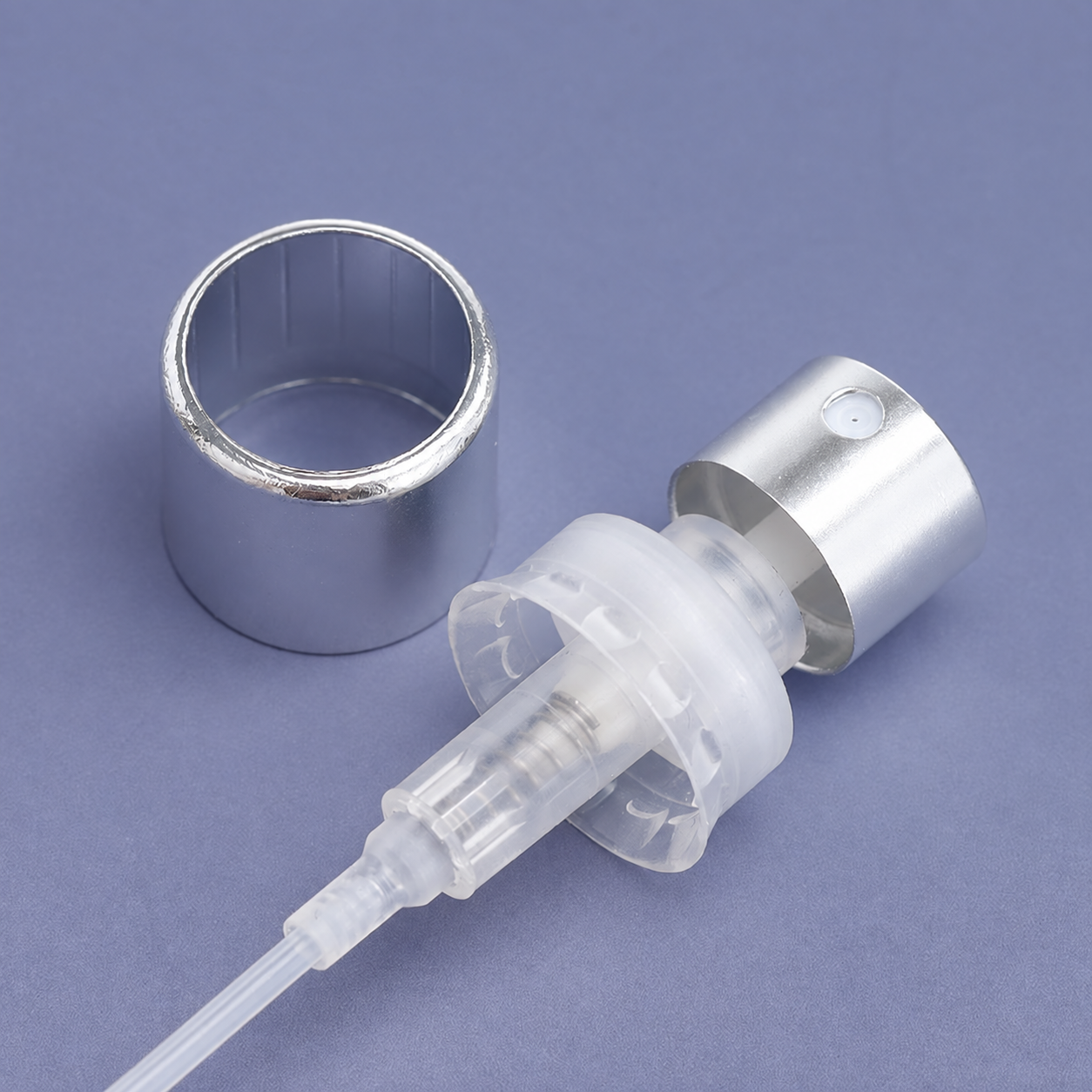 Wholesale 13mm Silver Plastic-Mount Perfume Spray Pump with Collar