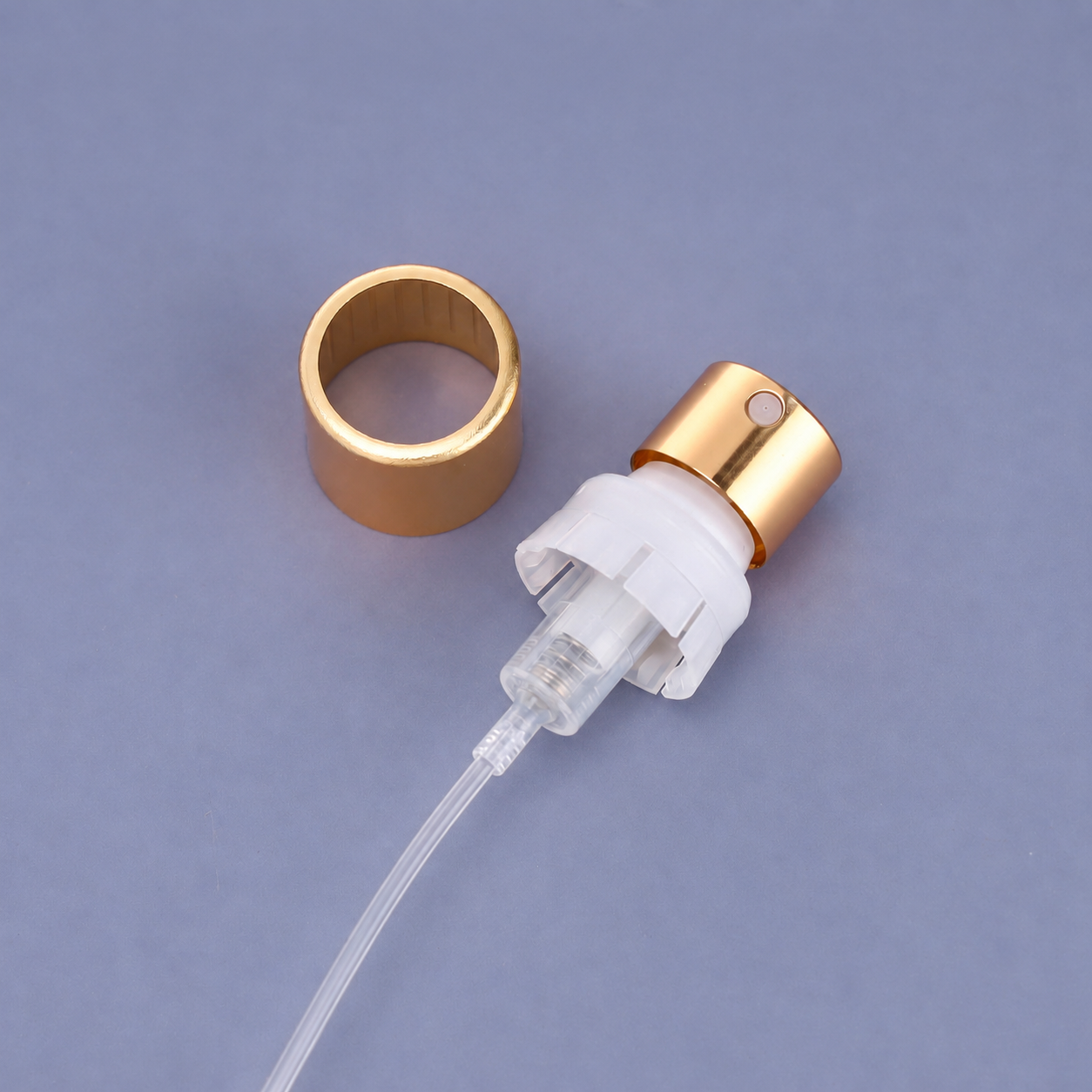 Wholesale 15mm Gold Plastic-Mount Perfume Spray Pump with Collar