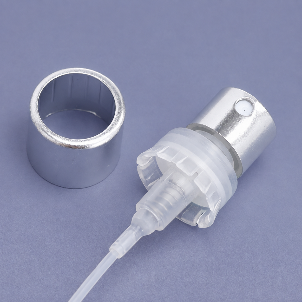 Wholesale 15mm Silver Plastic-Mount Perfume Spray Pump with Collar