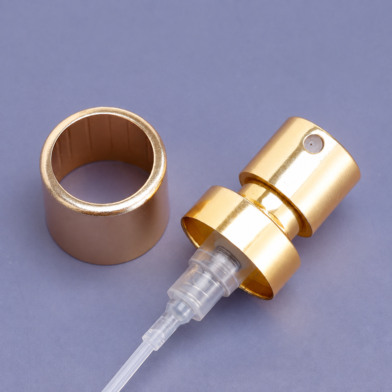Wholesale 15mm Gold Aluminum-Finish Perfume Spray Pump with Collar